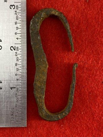 Steel Fire Striker Indian Artifact Arrowhead: KEY WORDS: NATIVE AMERICAN INDIAN ARTIFACT ARTIFACTS ARROWHEAD ARROWHEADS MISSISSIPPIAN QUAPAW CADDO POTTERY COINS