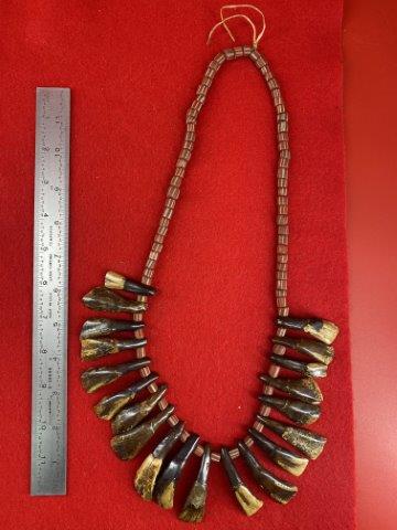 Beaded Buffalo Tooth Necklace Indian Artifact Arrowhead: KEY WORDS: NATIVE AMERICAN INDIAN ARTIFACT ARTIFACTS ARROWHEAD ARROWHEADS MISSISSIPPIAN QUAPAW CADDO POTTERY COINS