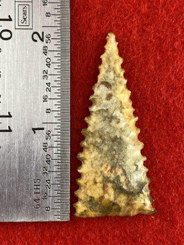 Cahokia Indian Artifact Arrowhead: This is 2 inches long. It is from Missouri. KEY WORDS: NATIVE AMERICAN INDIAN ARTIFACT ARTIFACTS ARROWHEAD ARROWHEADS MISSISSIPPIAN QUAPAW CADDO POTTERY COINS