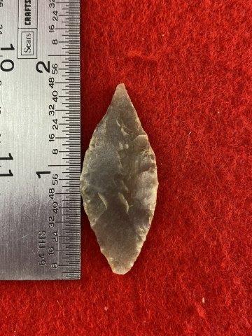 Very Nice Arrowhead from George Baker Collection: Please see ruler for the measurement. These items are from the George Baker Collection from Central Arkansas. KEY WORDS: NATIVE AMERICAN INDIAN ARTIFACT ARTIFACTS ARROWHEAD ARROWHEADS MISSISSIPPIAN QU