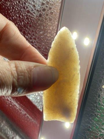 Agate Basin Indian Artifact Arrowhead: This is 2&1/2 inches long. It is from Missouri. KEY WORDS: NATIVE AMERICAN INDIAN ARTIFACT ARTIFACTS ARROWHEAD ARROWHEADS MISSISSIPPIAN QUAPAW CADDO POTTERY COINS