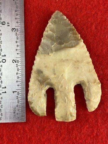 Calf Creek Indian Artifact Arrowhead: This is 3&1/2 inches long. This piece is from one of 3 large collections out of Illinois. KEY WORDS: NATIVE AMERICAN INDIAN ARTIFACT ARTIFACTS ARROWHEAD ARROWHEADS MISSISSIPPIAN QUAPAW CADDO POTTERY C