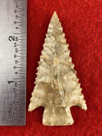 Pine Tree    Indian Artifact Arrowhead (1 of 3)