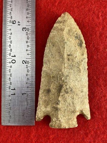 Smith Indian Artifact Arrowhead: This is 3&1/2 inches long. This piece is from one of 3 large collections out of Illinois. KEY WORDS: NATIVE AMERICAN INDIAN ARTIFACT ARTIFACTS ARROWHEAD ARROWHEADS MISSISSIPPIAN QUAPAW CADDO POTTERY C