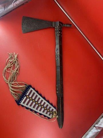 Trade Axe Pipe with Beaded Drop    Indian Artifact Arrowhead (1 of 16)