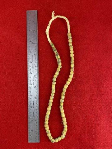 Trade Beads     Indian Artifact Arrowhead (1 of 1)