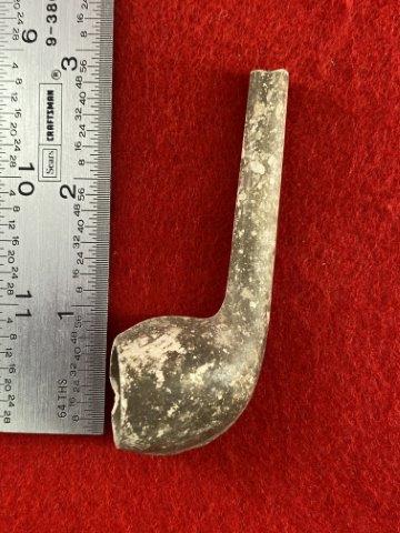 Trade Pipe Indian Artifact Arrowhead: Please see picture for measurment. This artifact is from a Northern Illinois Collection. KEY WORDS: NATIVE AMERICAN INDIAN ARTIFACT ARTIFACTS ARROWHEAD ARROWHEADS MISSISSIPPIAN QUAPAW CADDO POTTERY CO