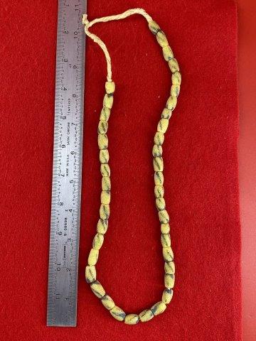 Trade Beads Indian Artifact Arrowhead: Please see picture for measurment. This artifact is from a Northern Illinois Collection. KEY WORDS: NATIVE AMERICAN INDIAN ARTIFACT ARTIFACTS ARROWHEAD ARROWHEADS MISSISSIPPIAN QUAPAW CADDO POTTERY CO