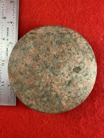 Discoidal Indian Artifact Arrowhead: It is 4 inches long. This artifact is from a Northern Illinois Collection. KEY WORDS: NATIVE AMERICAN INDIAN ARTIFACT ARTIFACTS ARROWHEAD ARROWHEADS MISSISSIPPIAN QUAPAW CADDO POTTERY COINS