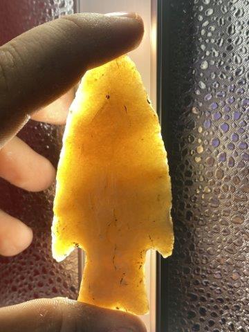 Hardin Indian Artifact Arrowhead: Please see picture for measurment. This artifact is from a Northern Illinois Collection. KEY WORDS: NATIVE AMERICAN INDIAN ARTIFACT ARTIFACTS ARROWHEAD ARROWHEADS MISSISSIPPIAN QUAPAW CADDO POTTERY CO