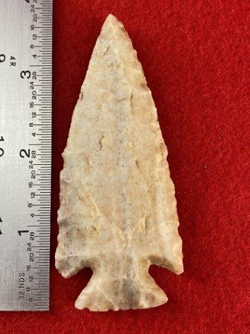 Lost Lake Indian Artifact Arrowhead: Please see picture for measurment. This artifact is from a Northern Illinois Collection. KEY WORDS: NATIVE AMERICAN INDIAN ARTIFACT ARTIFACTS ARROWHEAD ARROWHEADS MISSISSIPPIAN QUAPAW CADDO POTTERY CO