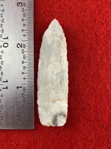 Agate Basin Indian Artifact Arrowhead: Please see picture for measurment. This artifact is from a Northern Illinois Collection. KEY WORDS: NATIVE AMERICAN INDIAN ARTIFACT ARTIFACTS ARROWHEAD ARROWHEADS MISSISSIPPIAN QUAPAW CADDO POTTERY CO