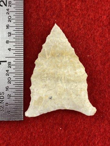 Dalton Indian Artifact Arrowhead: Please see picture for measurment. This artifact is from a Northern Illinois Collection. KEY WORDS: NATIVE AMERICAN INDIAN ARTIFACT ARTIFACTS ARROWHEAD ARROWHEADS MISSISSIPPIAN QUAPAW CADDO POTTERY CO