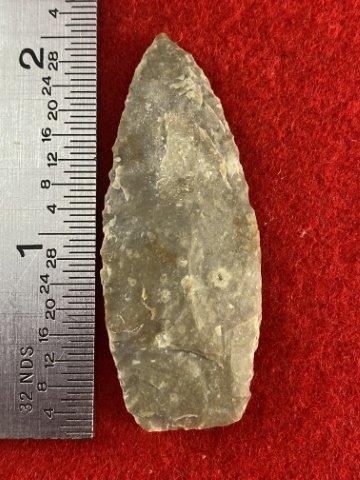 Nodena Indian Artifact Arrowhead: Please see picture for measurment. This artifact is from a Northern Illinois Collection. KEY WORDS: NATIVE AMERICAN INDIAN ARTIFACT ARTIFACTS ARROWHEAD ARROWHEADS MISSISSIPPIAN QUAPAW CADDO POTTERY CO