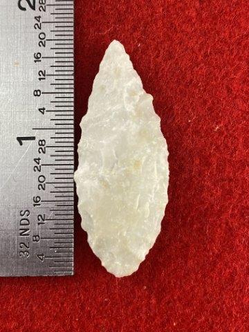 Nodena Indian Artifact Arrowhead: Please see picture for measurment. This artifact is from a Northern Illinois Collection. KEY WORDS: NATIVE AMERICAN INDIAN ARTIFACT ARTIFACTS ARROWHEAD ARROWHEADS MISSISSIPPIAN QUAPAW CADDO POTTERY CO