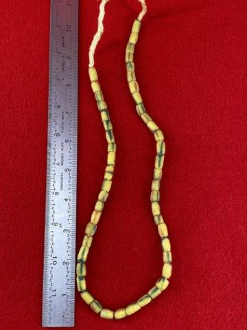 Trade Beads Indian Artifact Arrowhead: Please see picture for measurment. This artifact is from a Northern Illinois Collection. KEY WORDS: NATIVE AMERICAN INDIAN ARTIFACT ARTIFACTS ARROWHEAD ARROWHEADS MISSISSIPPIAN QUAPAW CADDO POTTERY CO