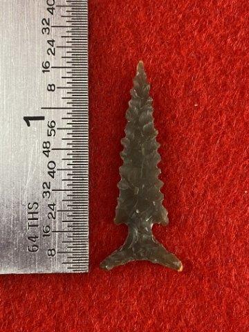 Arrow Point   Indian Artifact Arrowhead (1 of 3)