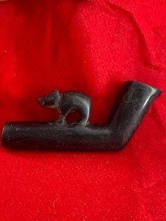 Bear Effigy Stone Pipe      Indian Artifact Arrowhead (1 of 10)