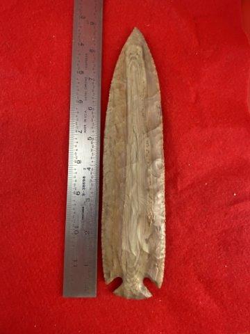 Grey Ghost      Indian Artifact Arrowhead (1 of 3)