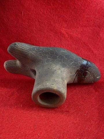 Fish Effigy Pottery Pipe     Indian Artifact Arrowhead (1 of 5)