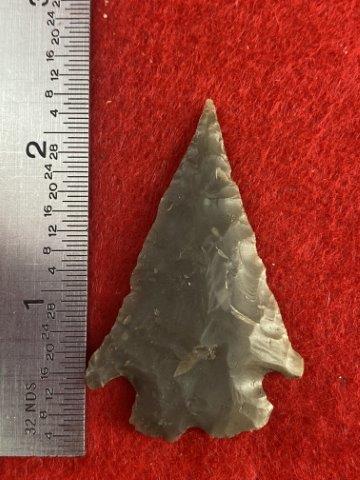 Montell     Indian Artifact Arrowhead (1 of 3)
