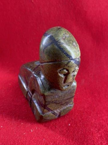 Human Effigy Pipe     Indian Artifact Arrowhead (1 of 8)