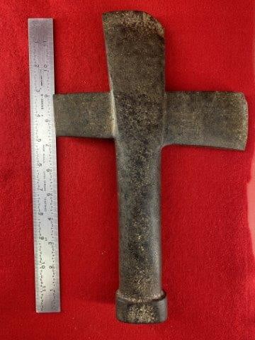 Monolithic Axe     Indian Artifact Arrowhead (1 of 6)