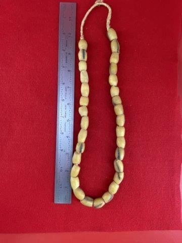 Trade Beads Indian Artifact Arrowhead: Please see picture for measurement. These artifacts are from multiple collections from around the United States. KEY WORDS: NATIVE AMERICAN INDIAN ARTIFACT ARTIFACTS ARROWHEAD ARROWHEADS MISSISSIPPIAN