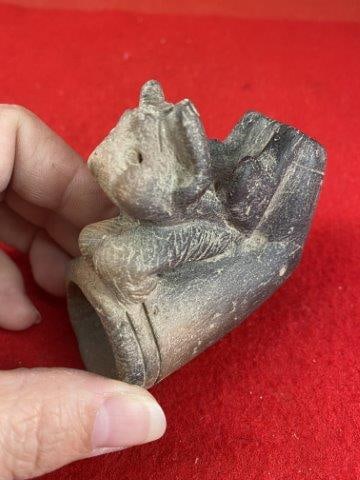 Effigy Pottery Pipe     Indian Artifact Arrowhead (1 of 7)