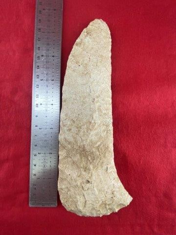 Chipped Blade Indian Artifact Arrowhead: Please see picture for measurement. These artifacts are from multiple collections from around the United States. KEY WORDS: NATIVE AMERICAN INDIAN ARTIFACT ARTIFACTS ARROWHEAD ARROWHEADS MISSISSIPPIAN