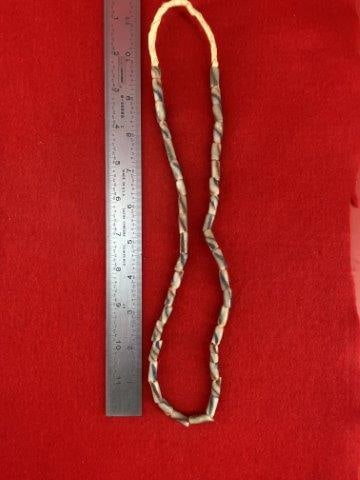 Trade Beads Indian Artifact Arrowhead: Please see picture for measurement. These artifacts are from multiple collections from around the United States. KEY WORDS: NATIVE AMERICAN INDIAN ARTIFACT ARTIFACTS ARROWHEAD ARROWHEADS MISSISSIPPIAN