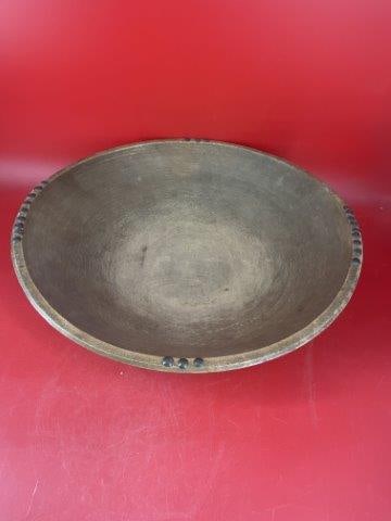 Wooden Feast Tacked Bowl            Indian Artifact Arrowhead (1 of 4)