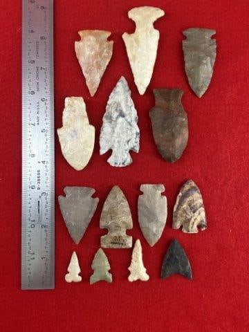 Group of Very Nice Arrow Points         Indian Artifact Arrowhead (1 of 3)
