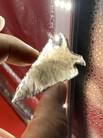 Obsidian Point Indian Artifact Arrowhead: Please see picture for measurement. These artifacts are from multiple collections from around the United States. KEY WORDS: NATIVE AMERICAN INDIAN ARTIFACT ARTIFACTS ARROWHEAD ARROWHEADS MISSISSIPPIAN