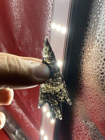 Obsidian Point Indian Artifact Arrowhead: Please see picture for measurement. These artifacts are from multiple collections from around the United States. KEY WORDS: NATIVE AMERICAN INDIAN ARTIFACT ARTIFACTS ARROWHEAD ARROWHEADS MISSISSIPPIAN