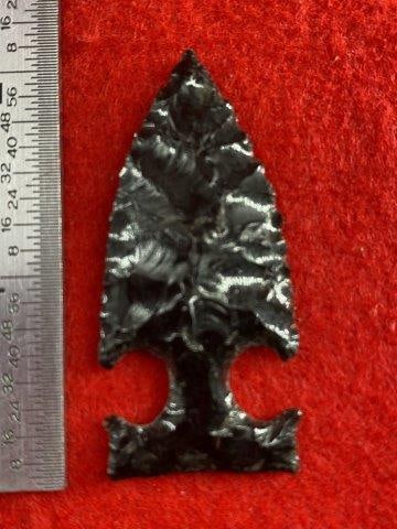 Obsidian Point Indian Artifact Arrowhead: Please see picture for measurement. These artifacts are from multiple collections from around the United States. KEY WORDS: NATIVE AMERICAN INDIAN ARTIFACT ARTIFACTS ARROWHEAD ARROWHEADS MISSISSIPPIAN