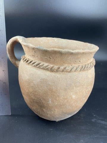 Caddo Jar with Handle restored     Indian Artifact Arrowhead (1 of 5)