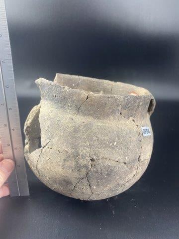 Caddo Strap Handle Jar    Pottery (1 of 4)