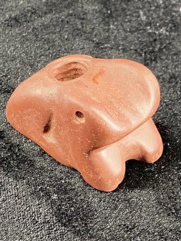 Catlinite Frog Effigy Pipe (1 of 9)