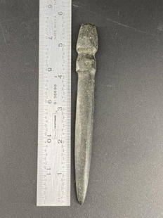 Stone Tool Indian Artifact Arrowhead: Please see picture for measurement. These artifacts are from multiple collections from around the United States. KEY WORDS: NATIVE AMERICAN INDIAN ARTIFACT ARTIFACTS ARROWHEAD ARROWHEADS