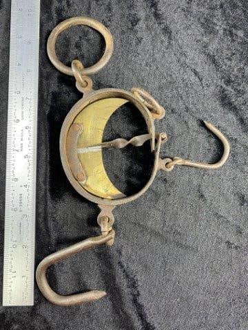 Buffalo Hide Scale      Indian Artifact Arrowhead (1 of 4)