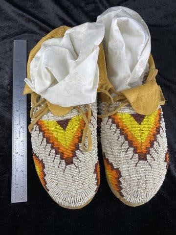 Beaded Moccasins (1 of 5)