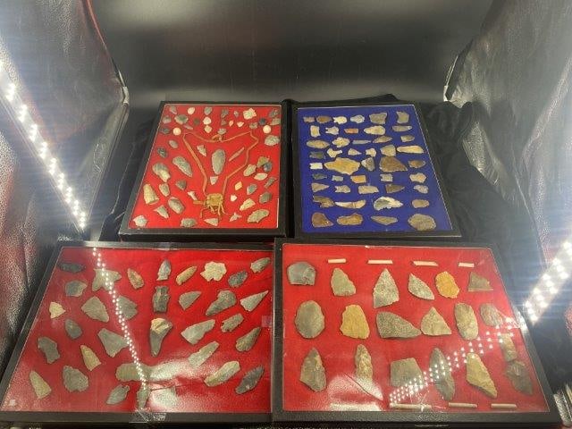 4 Frames of Arrowheads etc… Frame IS included (1 of 1)