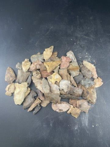 Large Group of Arrowheads, Blades, etc….: Please see picture for measurement. These artifacts are from multiple collections from around the United States. KEY WORDS: NATIVE AMERICAN INDIAN ARTIFACT ARTIFACTS ARROWHEAD ARROWHEADS MISSISSIPPIAN