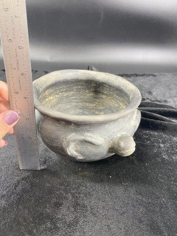 Frog Effigy Pottery Bowl (1 of 5)