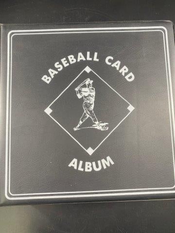 1981 Fleer Baseball Cards in Archival Binder. Full Complete Set. (1 of 5)