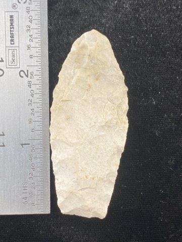 Arrowhead from the midwest: Arrowhead from the midwest Please see picture for measurement. Now taking in consignments for pre-1980 baseball cards , coins & arrowheads etc. Call anytime for details 501-590-6771. KEY WORDS: NATIVE