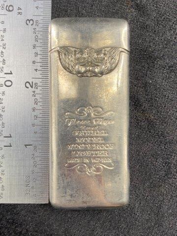 Vintage Lighter: Vintage Lighter Please see picture for measurement. Now taking in consignments for pre-1980 baseball cards , coins & arrowheads etc. Call anytime for details 501-590-6771. KEY WORDS: NATIVE AMERICAN I