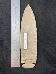 7 & 3/8" Dovetail from Henderson County, Indiana Indian Artifact Arrowhead ex - townsen ex - Hoots