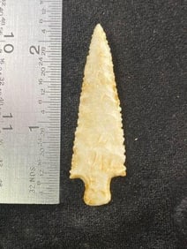 2 & 1/4" Arrow Point from Texas Indian Artifact Arrowhead